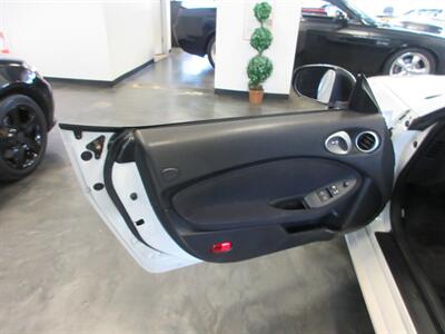 2010 Nissan 370Z Roadster - Photo 20 - Bohemia, NY 11716