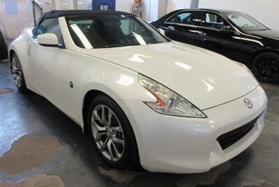 2010 Nissan 370Z Roadster - Photo 6 - Bohemia, NY 11716