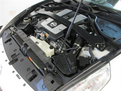 2010 Nissan 370Z Roadster - Photo 38 - Bohemia, NY 11716