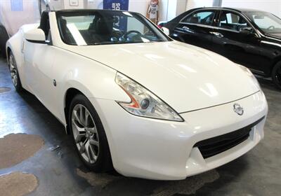 2010 Nissan 370Z Roadster - Photo 4 - Bohemia, NY 11716