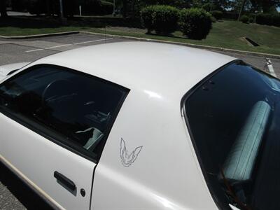 1990 Pontiac Firebird Formula 350 - Photo 18 - Bohemia, NY 11716