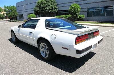 1990 Pontiac Firebird Formula 350 - Photo 3 - Bohemia, NY 11716