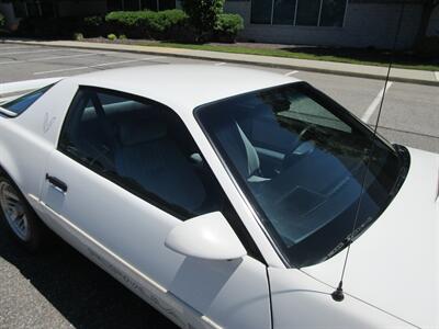 1990 Pontiac Firebird Formula 350 - Photo 16 - Bohemia, NY 11716