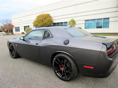 2023 Dodge Challenger SRT Hellcat Jailbreak   - Photo 19 - Bohemia, NY 11716