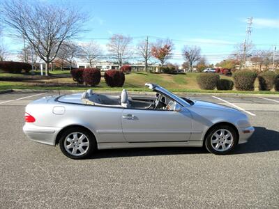 2002 Mercedes-Benz CLK 320   - Photo 10 - Bohemia, NY 11716