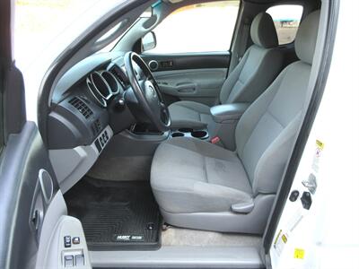 2010 Toyota Tacoma   - Photo 27 - Bohemia, NY 11716