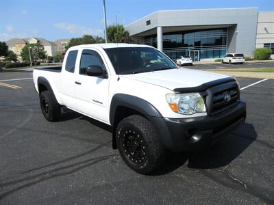 2010 Toyota Tacoma   - Photo 10 - Bohemia, NY 11716