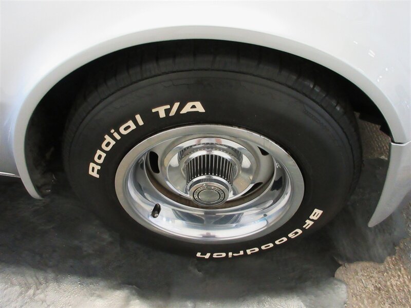 1980 Chevrolet Corvette Coupe   - Photo 51 - Bohemia, NY 11716