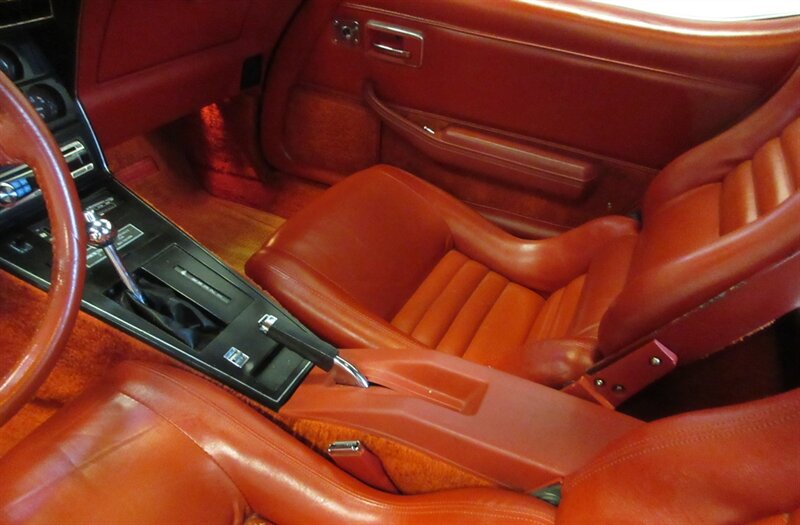 1980 Chevrolet Corvette Coupe   - Photo 29 - Bohemia, NY 11716