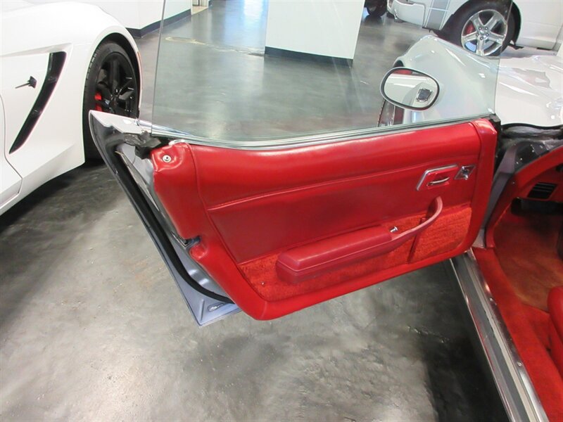 1980 Chevrolet Corvette Coupe   - Photo 24 - Bohemia, NY 11716