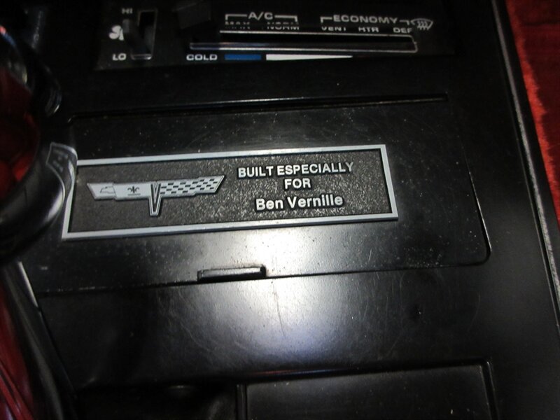 1980 Chevrolet Corvette Coupe   - Photo 33 - Bohemia, NY 11716