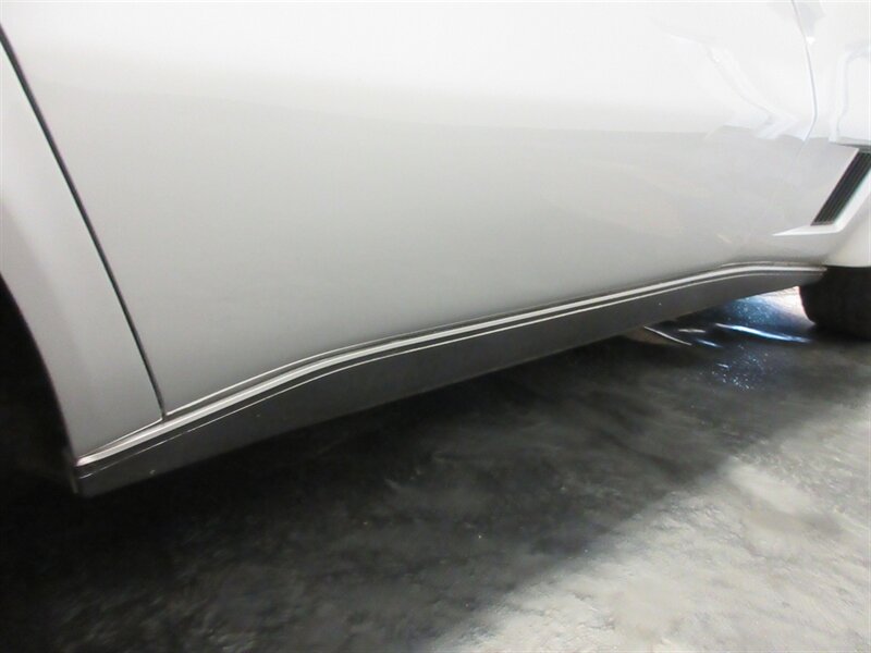 1980 Chevrolet Corvette Coupe   - Photo 20 - Bohemia, NY 11716