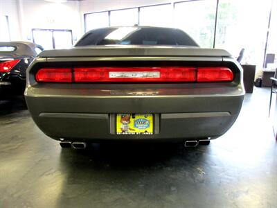 2010 Dodge Challenger R/T   - Photo 10 - Bohemia, NY 11716