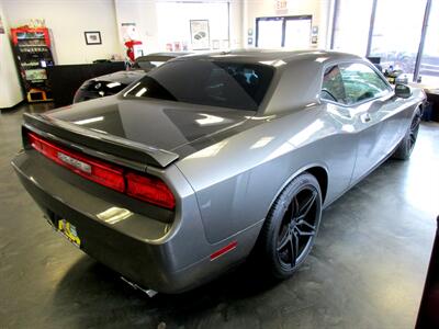 2010 Dodge Challenger R/T   - Photo 4 - Bohemia, NY 11716