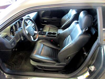 2010 Dodge Challenger R/T   - Photo 27 - Bohemia, NY 11716