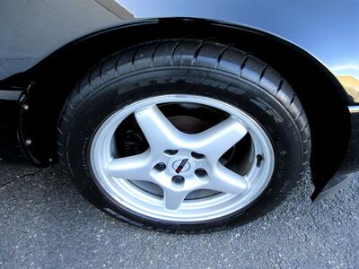 1994 Chevrolet Corvette Coupe   - Photo 53 - Bohemia, NY 11716