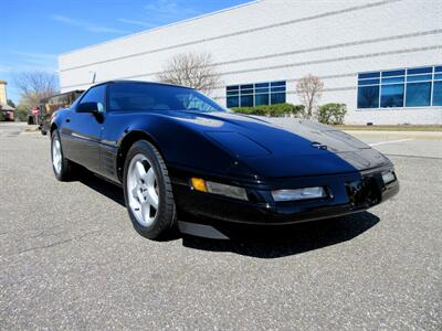 1994 Chevrolet Corvette Coupe   - Photo 6 - Bohemia, NY 11716