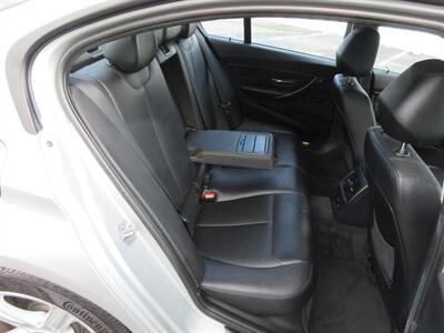 2013 BMW 328i xDrive   - Photo 53 - Bohemia, NY 11716