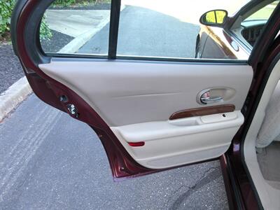 2005 Buick LeSabre Custom   - Photo 41 - Bohemia, NY 11716