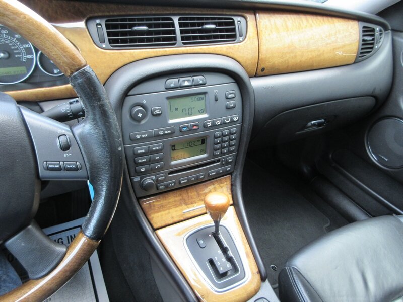 2005 Jaguar X-Type 3.0L Sportwagon   - Photo 43 - Bohemia, NY 11716