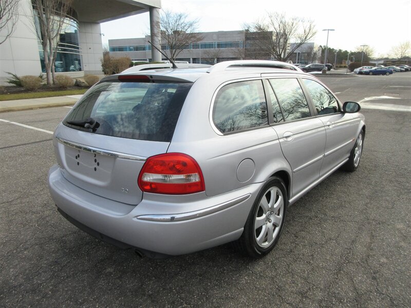 2005 Jaguar X-Type 3.0L Sportwagon   - Photo 4 - Bohemia, NY 11716