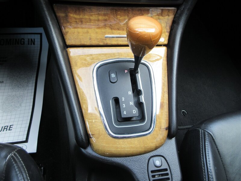2005 Jaguar X-Type 3.0L Sportwagon   - Photo 41 - Bohemia, NY 11716
