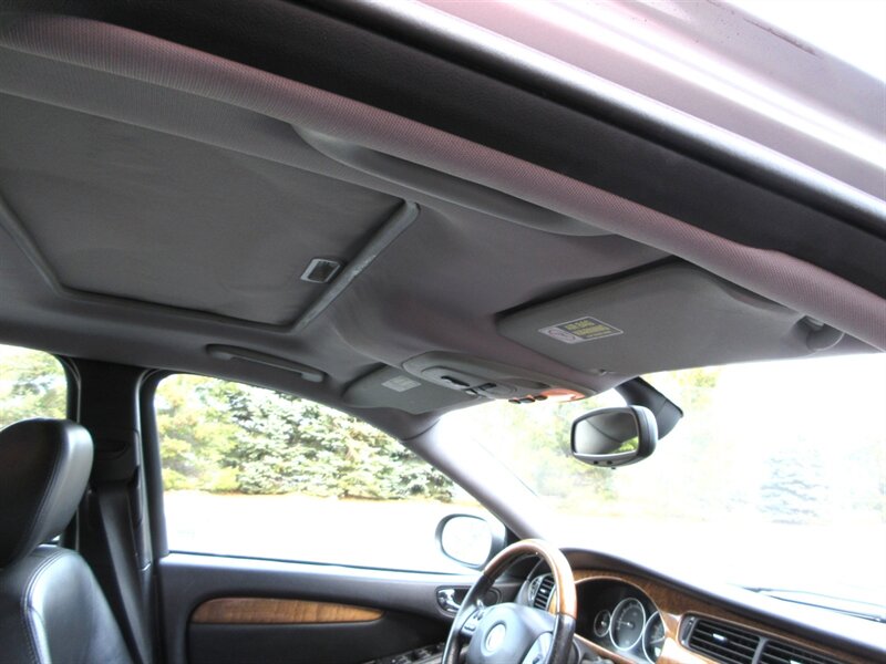 2005 Jaguar X-Type 3.0L Sportwagon   - Photo 47 - Bohemia, NY 11716