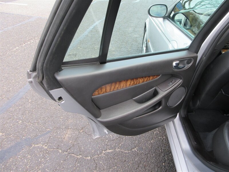 2005 Jaguar X-Type 3.0L Sportwagon   - Photo 54 - Bohemia, NY 11716