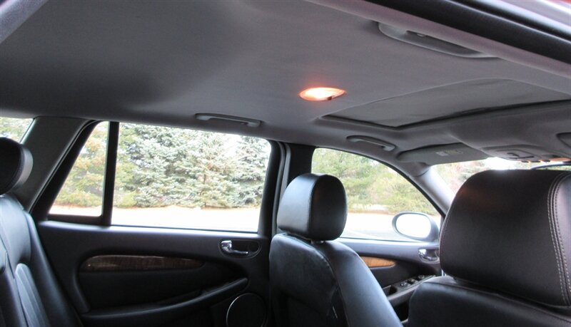 2005 Jaguar X-Type 3.0L Sportwagon   - Photo 50 - Bohemia, NY 11716