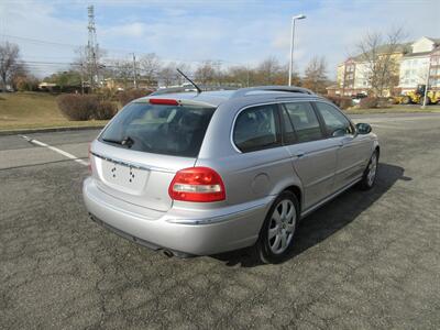 2005 Jaguar X-Type 3.0L Sportwagon - Photo 8 - Bohemia, NY 11716