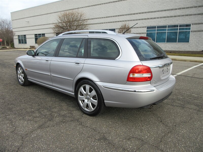 2005 Jaguar X-Type 3.0L Sportwagon   - Photo 3 - Bohemia, NY 11716
