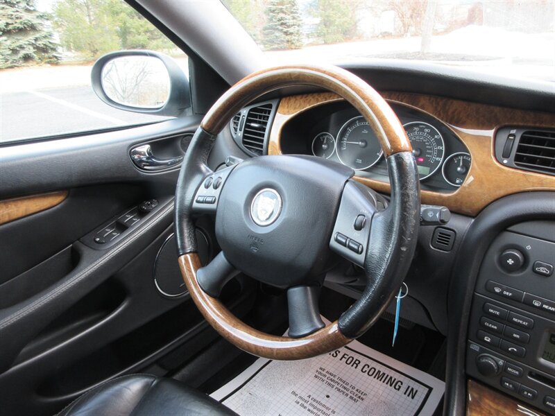 2005 Jaguar X-Type 3.0L Sportwagon   - Photo 37 - Bohemia, NY 11716