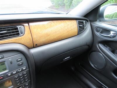 2005 Jaguar X-Type 3.0L Sportwagon - Photo 44 - Bohemia, NY 11716