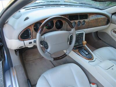 2001 Jaguar XK8 Convertible   - Photo 38 - Bohemia, NY 11716