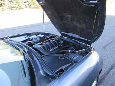 2001 Jaguar XK8 Convertible   - Photo 69 - Bohemia, NY 11716
