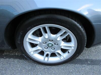2001 Jaguar XK8 Convertible   - Photo 63 - Bohemia, NY 11716