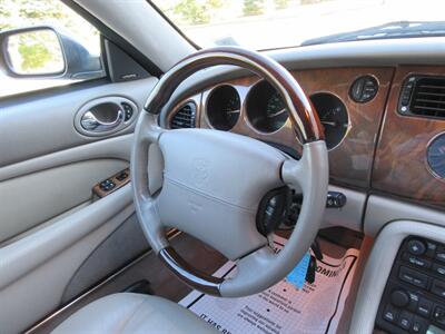 2001 Jaguar XK8 Convertible   - Photo 40 - Bohemia, NY 11716