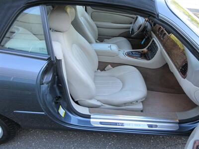 2001 Jaguar XK8 Convertible   - Photo 55 - Bohemia, NY 11716