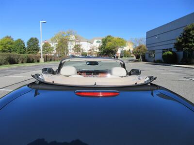 2001 Jaguar XK8 Convertible   - Photo 17 - Bohemia, NY 11716