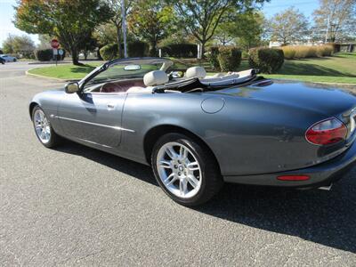 2001 Jaguar XK8 Convertible   - Photo 32 - Bohemia, NY 11716