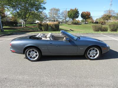 2001 Jaguar XK8 Convertible   - Photo 12 - Bohemia, NY 11716