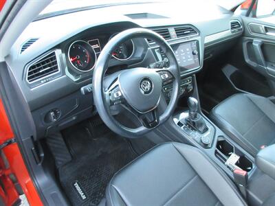 2018 Volkswagen Tiguan 2.0T SE 4Motion - Photo 24 - Bohemia, NY 11716