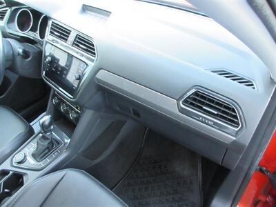 2018 Volkswagen Tiguan 2.0T SE 4Motion - Photo 47 - Bohemia, NY 11716