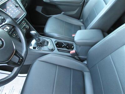 2018 Volkswagen Tiguan 2.0T SE 4Motion - Photo 33 - Bohemia, NY 11716