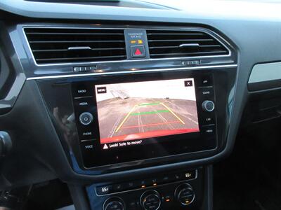 2018 Volkswagen Tiguan 2.0T SE 4Motion - Photo 31 - Bohemia, NY 11716