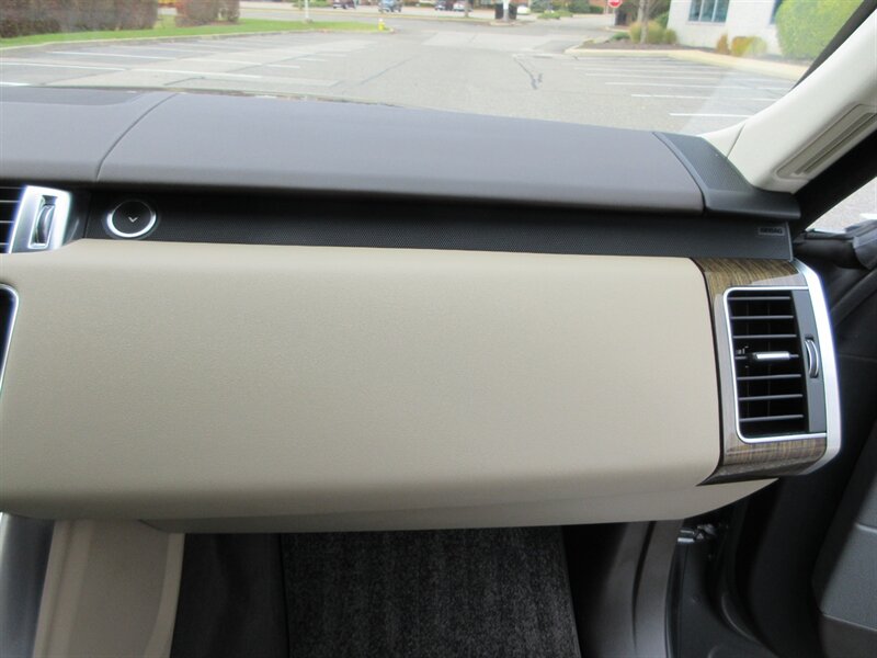 2016 Land Rover Range Rover Sport Supercharged   - Photo 58 - Bohemia, NY 11716