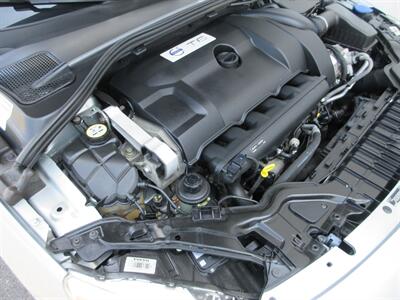 2015 Volvo S60 T6 R-Design Platinum - Photo 62 - Bohemia, NY 11716