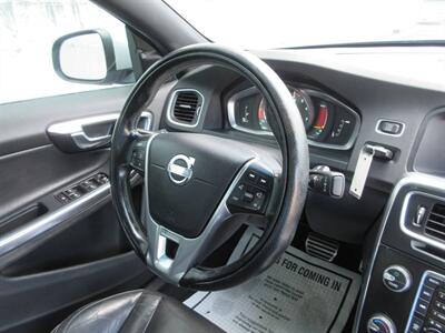 2015 Volvo S60 T6 R-Design Platinum - Photo 30 - Bohemia, NY 11716