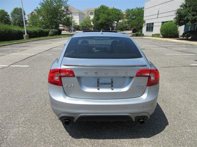 2015 Volvo S60 T6 R-Design Platinum - Photo 18 - Bohemia, NY 11716