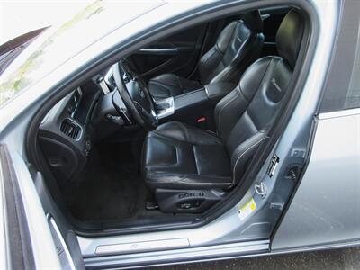 2015 Volvo S60 T6 R-Design Platinum - Photo 31 - Bohemia, NY 11716